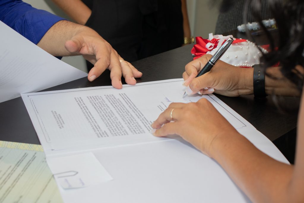 Se você precisa emitir uma certidão, veja como fazer o processo online.