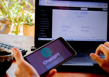 ChatGPT, Gemini ou Claude: qual a melhor inteligência artificial para ajudar você nos estudos?