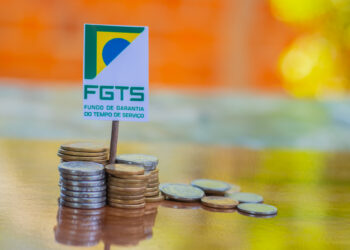 Fim da trava do FGTS permite saque total para quem foi demitido