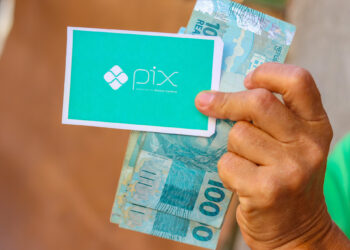 Banco central impõe limites no pix para frear criminosos