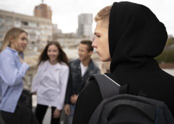 Maioria dos brasileiros apoia punições mais rígidas para menores infratores